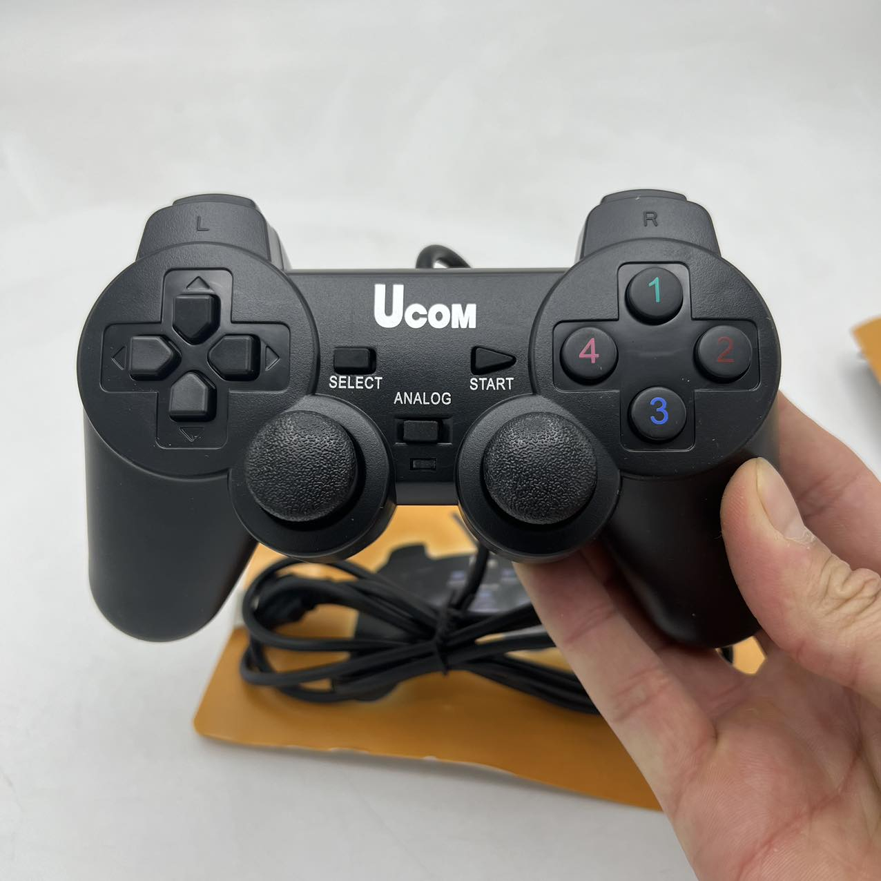 دسته بازی یوکام مدل UCOM-704